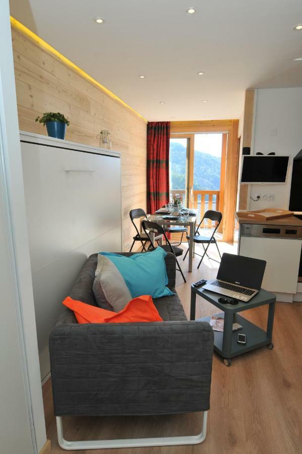 La Croix Du Sud Apartment Валмение Екстериор снимка